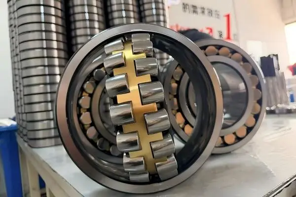 Spherical roller bearing clearance check